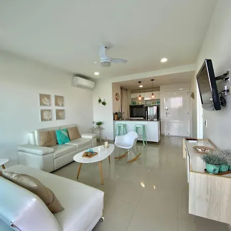 Morros Pelican - Livin Colombia Apartamento *
